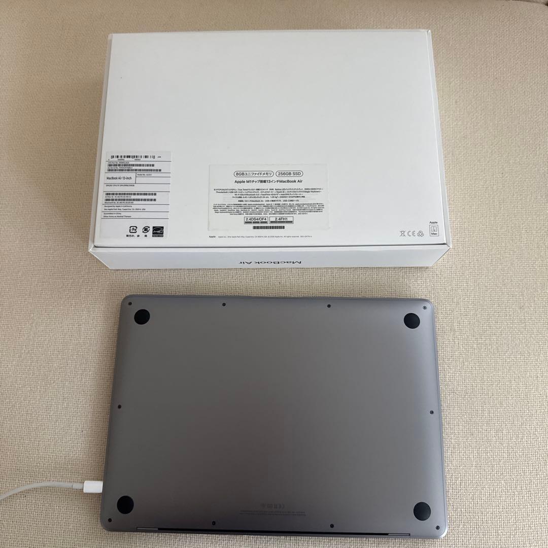 12.24まで MacBook Air スペースグレー 未使用 13インチ　M1