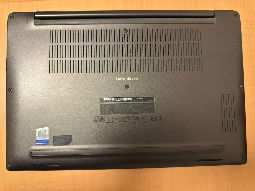 DELL ノートPC i7 8665U 8GB SSD256GB OSなし