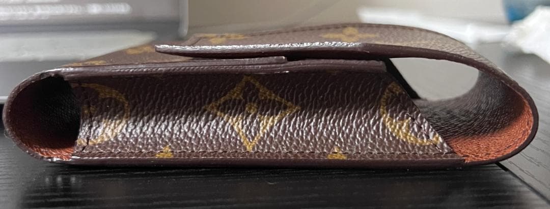 LOUIS VUITTON ルイヴィトン モノグラム　シガレットケース