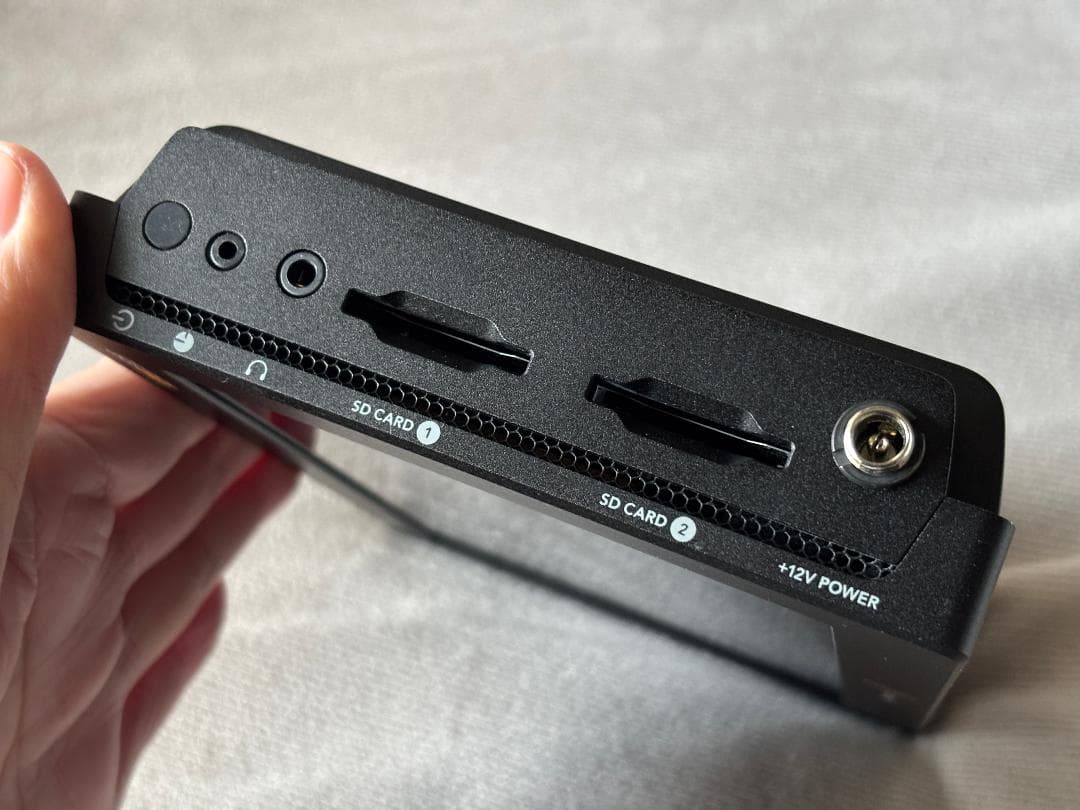 ブラックマジックデザイン Video Assist 7” 12G HDR