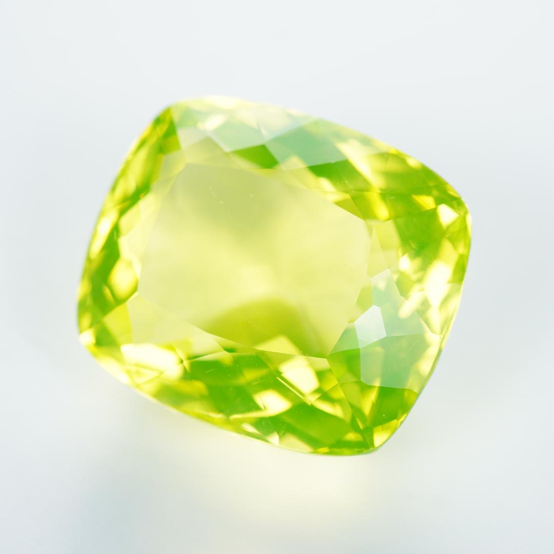 ウランガラス　大粒　ルース　チェコ製