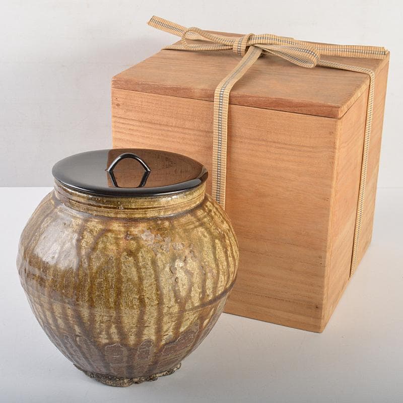 茶道具　韓国陶芸選　伊羅保　水指　箱付　V　R7210B