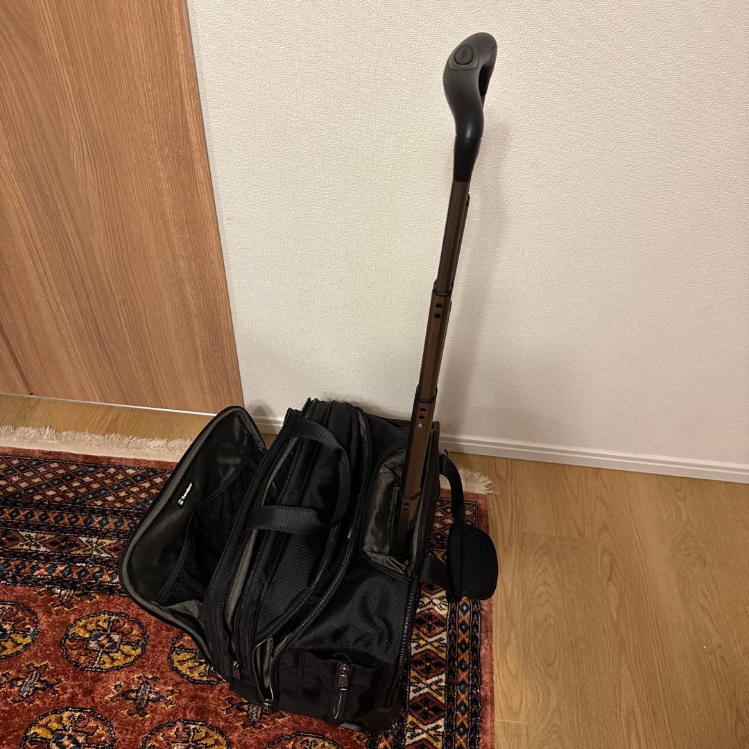 新品Travelpro FlightCrew5 Horizontal