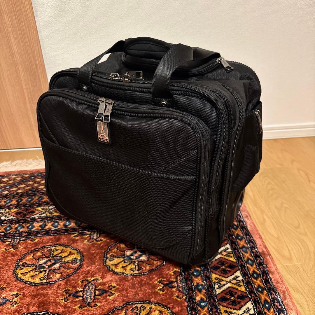 新品Travelpro FlightCrew5 Horizontal