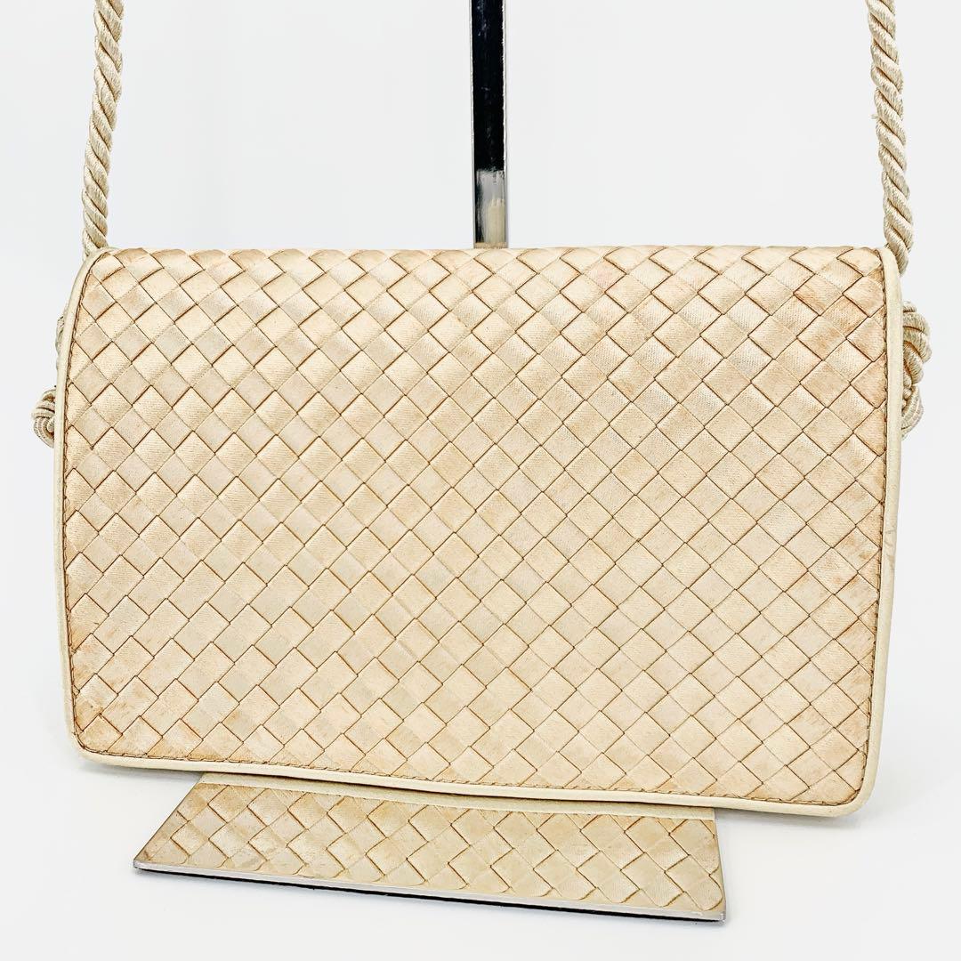 【美品】ボッテガヴェネタ ショルダーバッグ タッセル サテン