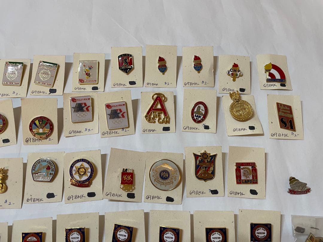 ピンバッチ　オリンピック　記念　ヴィンテージ　1984年　その他 80’s