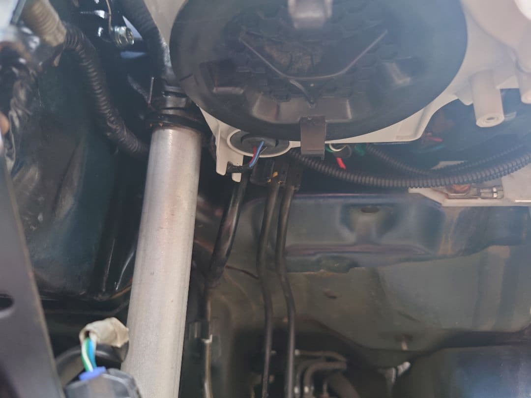 ハイエース　サブラジエターバイパス用パイプ　version 2