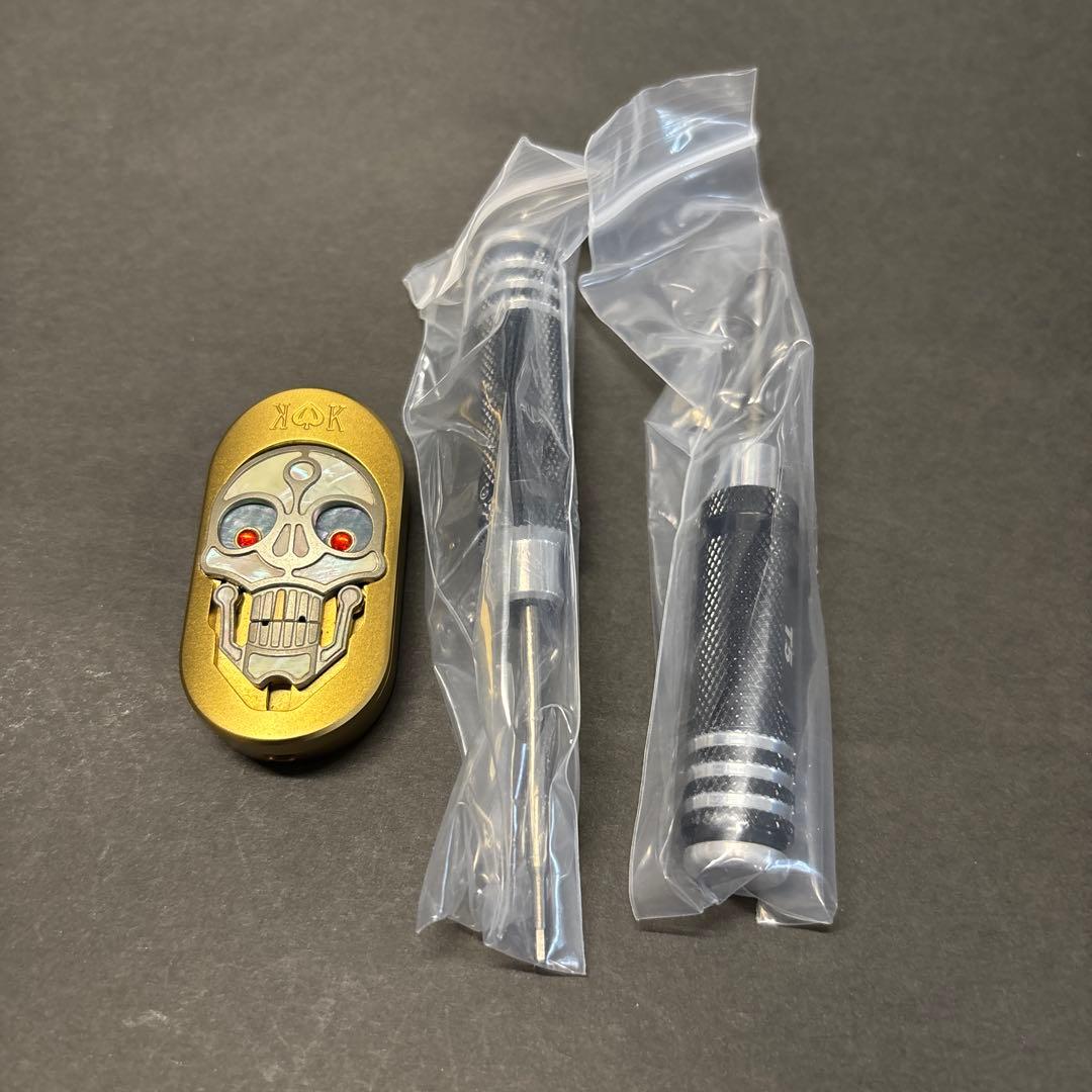 SAS 髑髏EDC 蛍光発光　フィジェットトイ　フィジェット　ハンドスピナー