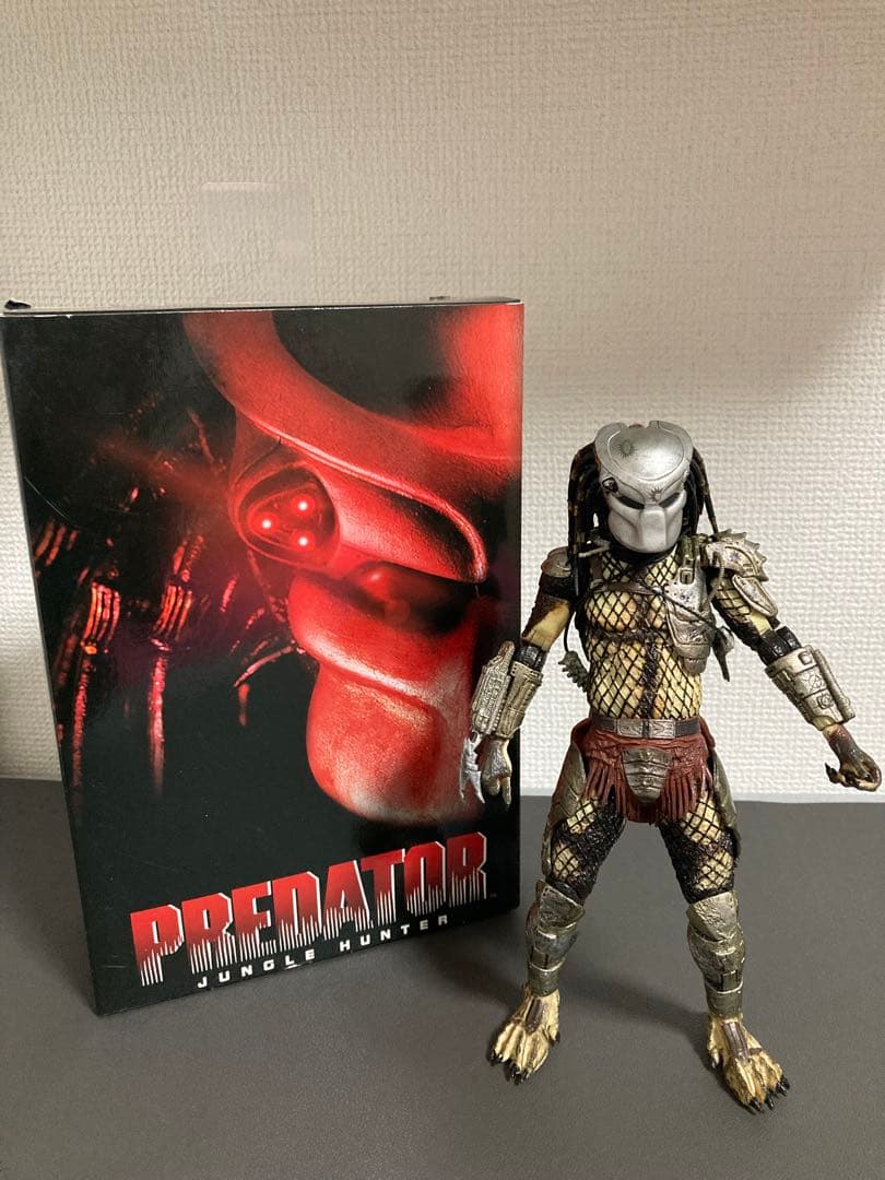 ネカ　NECA ジャングルハンター　プレデター