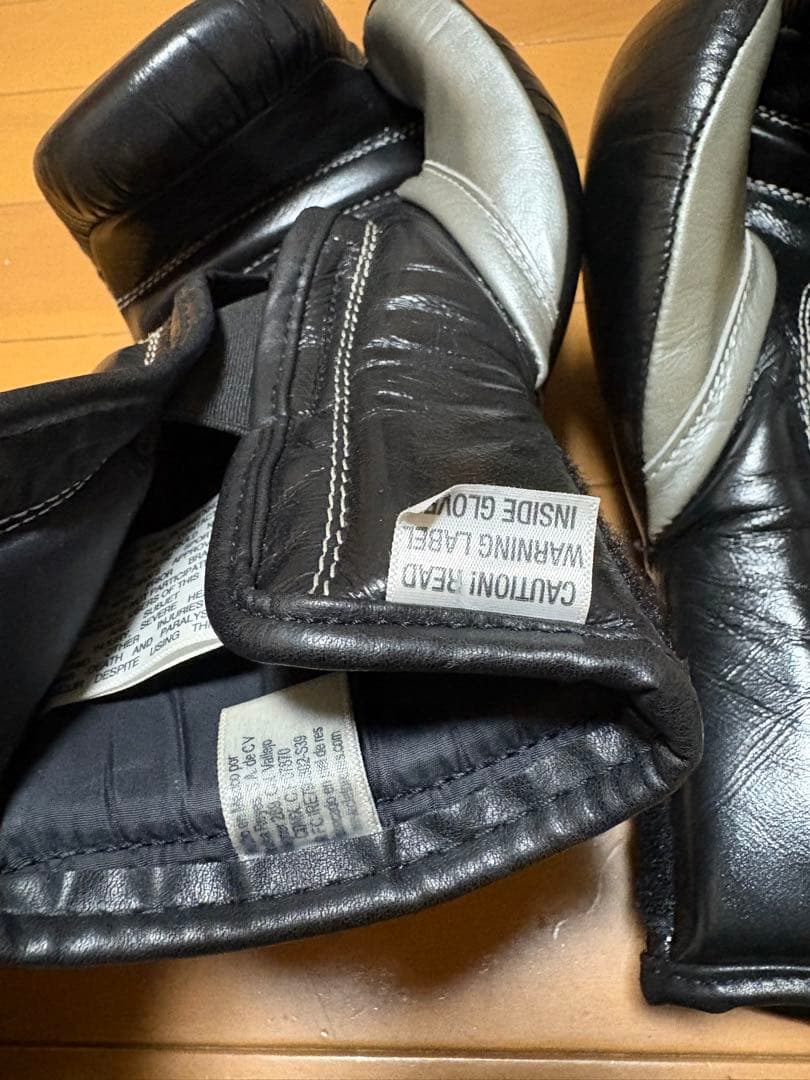 【極美品】REYES ボクシンググローブ 黒8oz