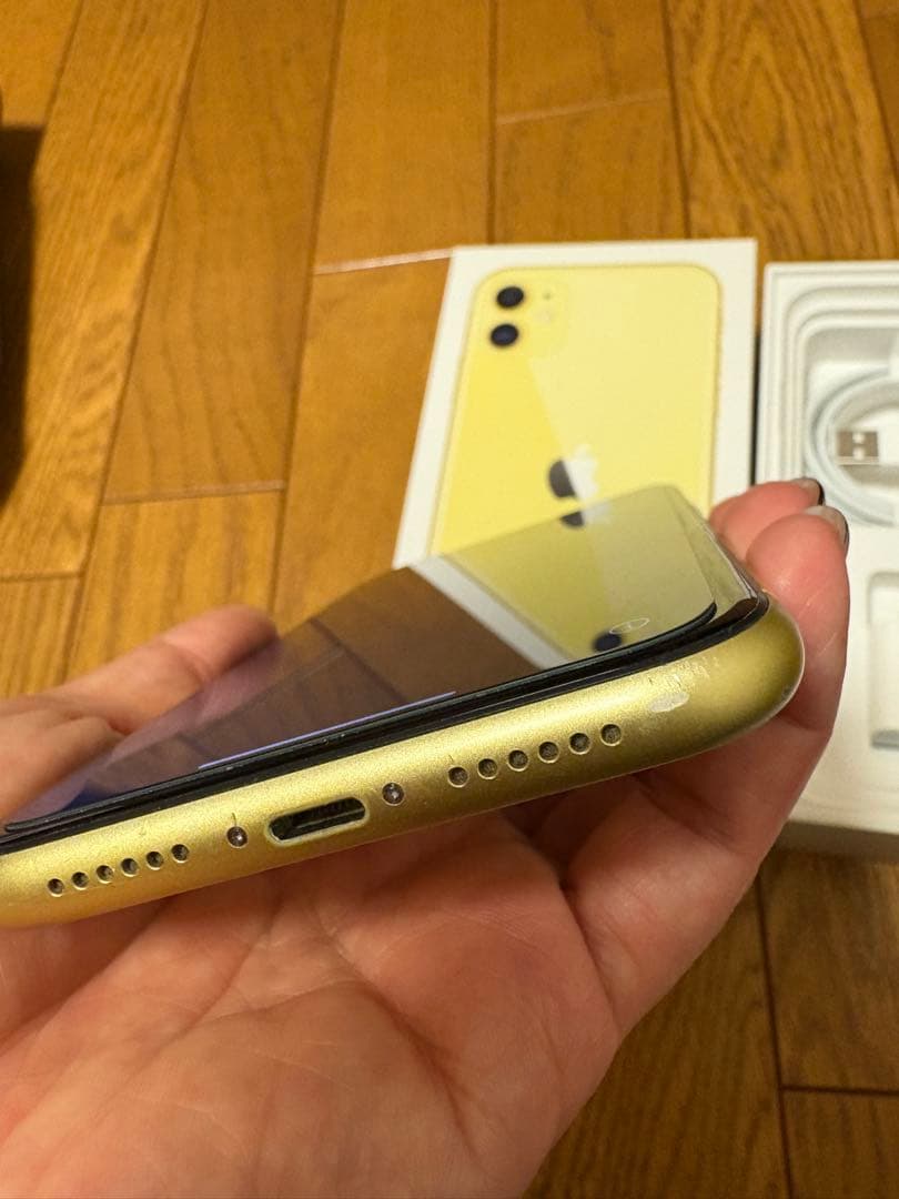 Apple iPhone 11 イエロー 本体128GB SIMフリー
