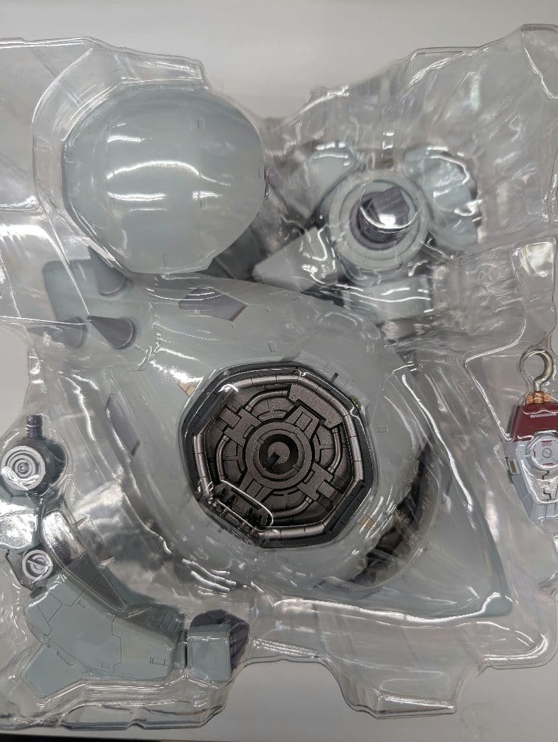 メタルビルド。クロスボーンガンダムX3。