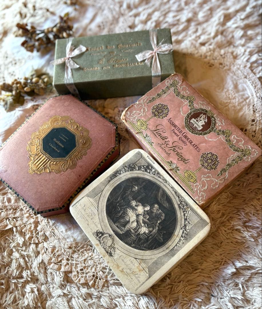 フランス　アンティーク　お菓子箱　プレゼンテーションボックス