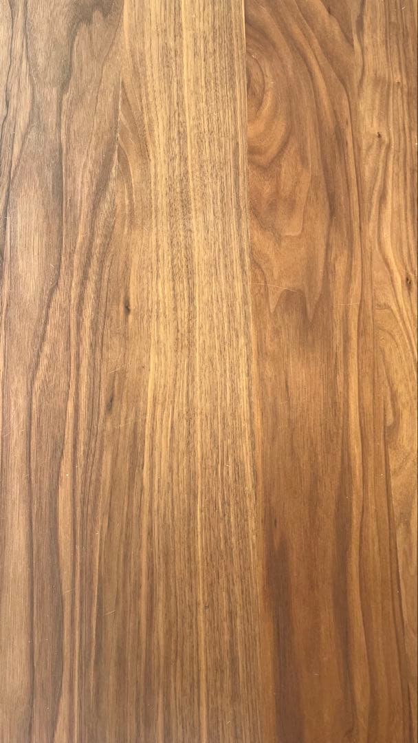 【a.】円形ダイニングテーブル ＜直径約110cm＞