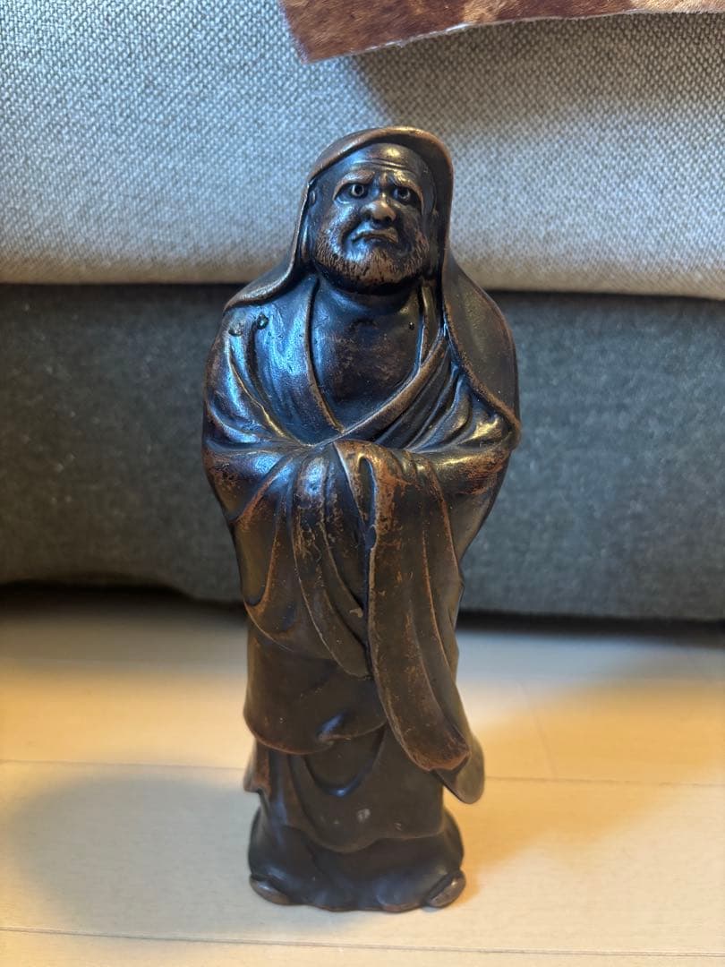 備前焼　達磨像　木箱付き