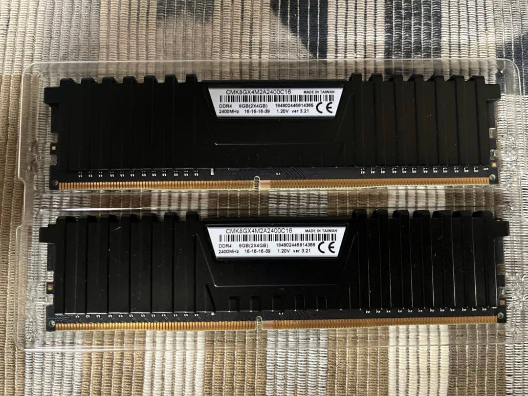 corsair DDR4 16gb×2 3200MHz