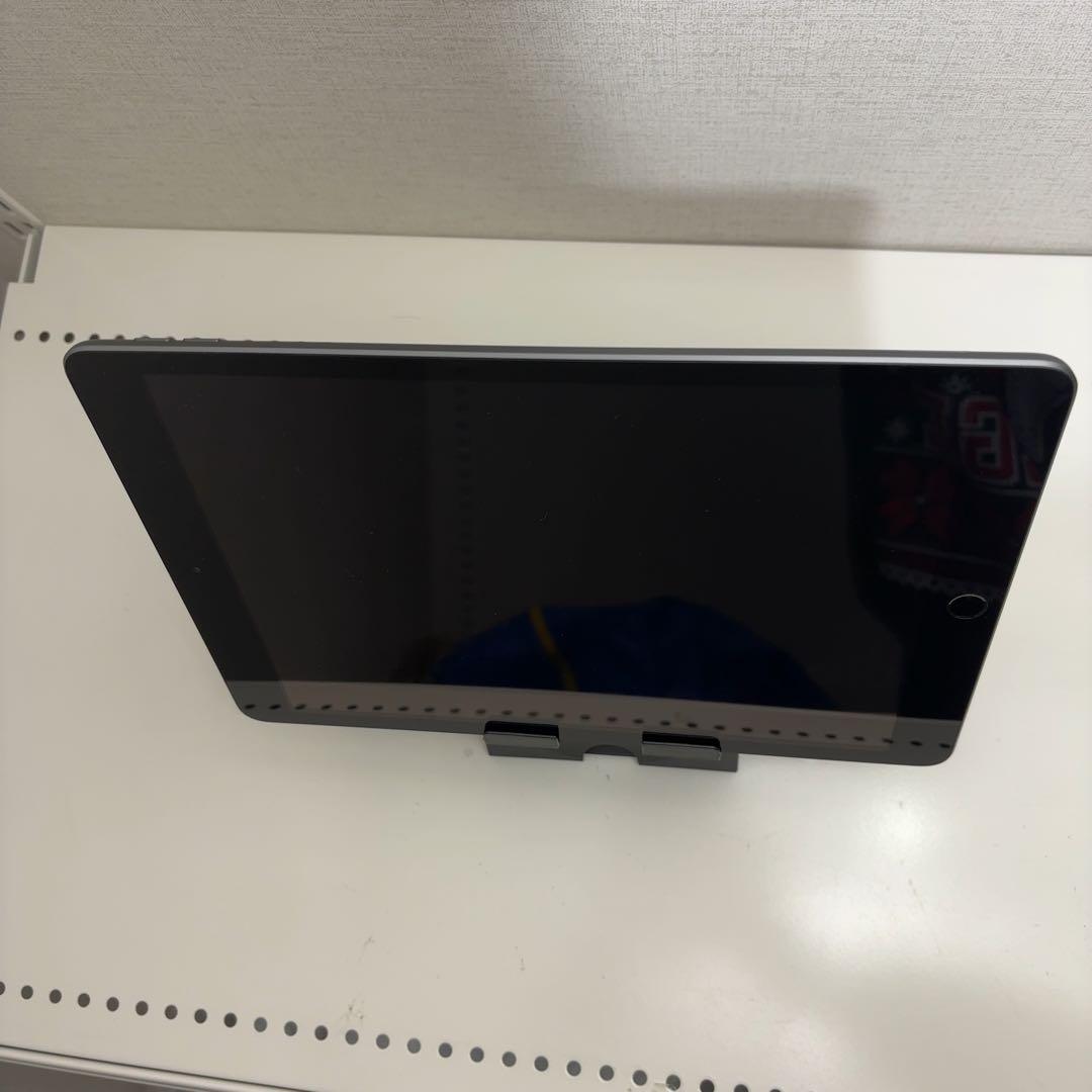 バッテリー良好　早い者勝ち　iPad 第8世代　32GB Cellular