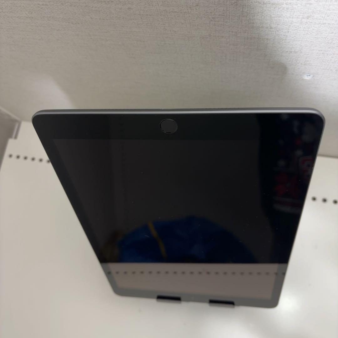 バッテリー良好　早い者勝ち　iPad 第8世代　32GB Cellular