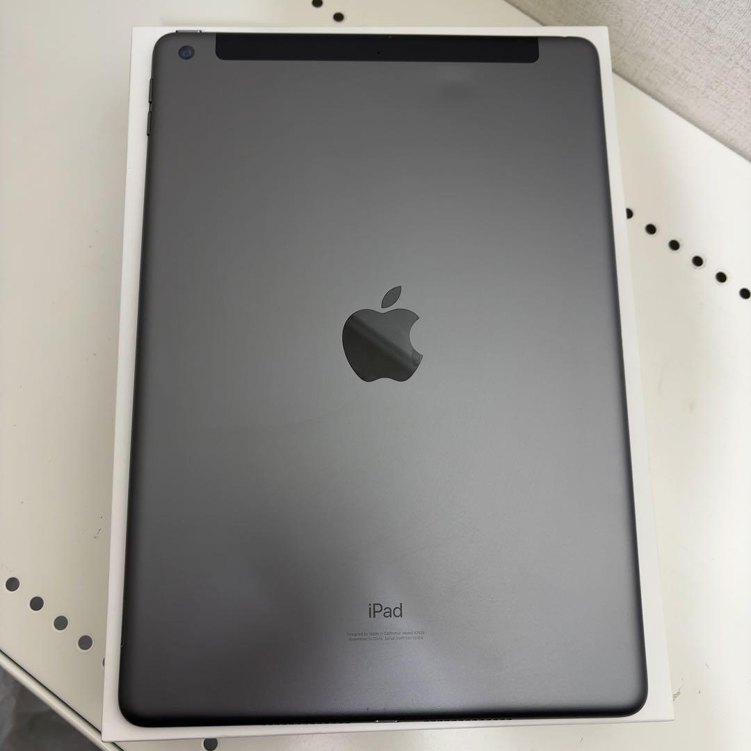 バッテリー良好　早い者勝ち　iPad 第8世代　32GB Cellular