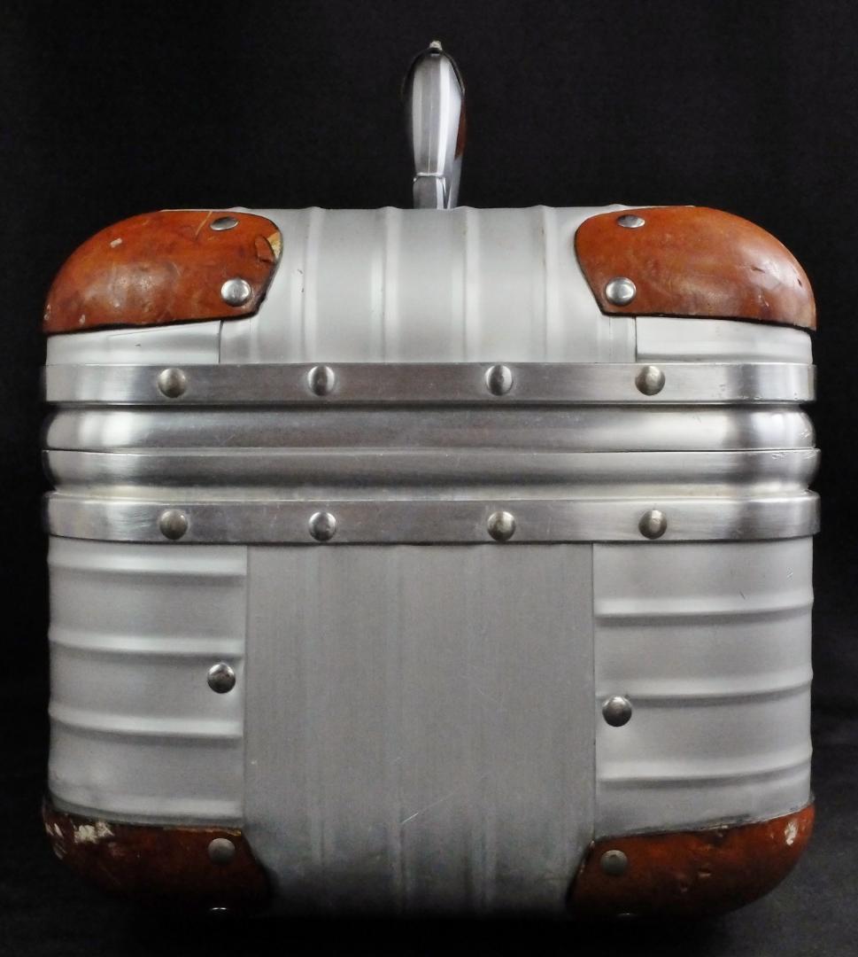 リモワ トパーズ『ASSIMA』ALビューティケース 17L【LTD/激レア】