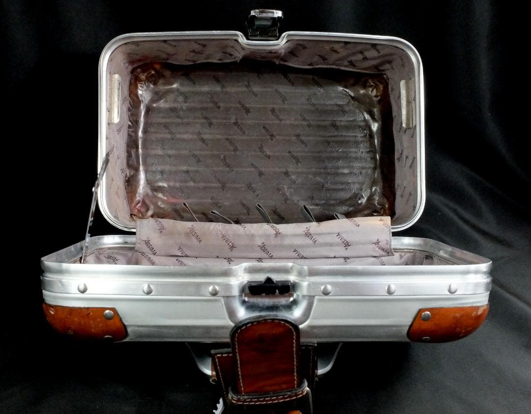 リモワ トパーズ『ASSIMA』ALビューティケース 17L【LTD/激レア】