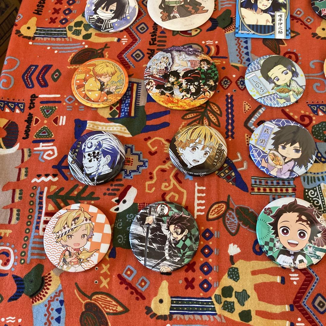 鬼滅の刃　KIMETSU NO YAIBA 缶バッジ　20点セット