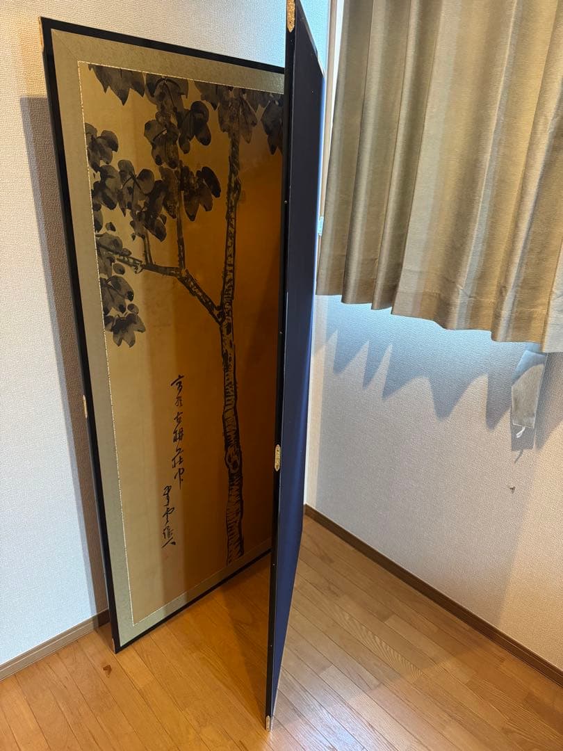 金地二曲屏風　月と樹木の画　インテリアにも合う日本画屏風