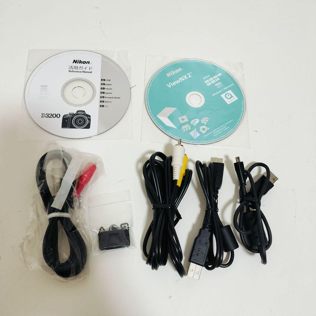 【美品】Nikon ニコンD3200 ボディ＋付属品 デジタル一眼レフカメラ