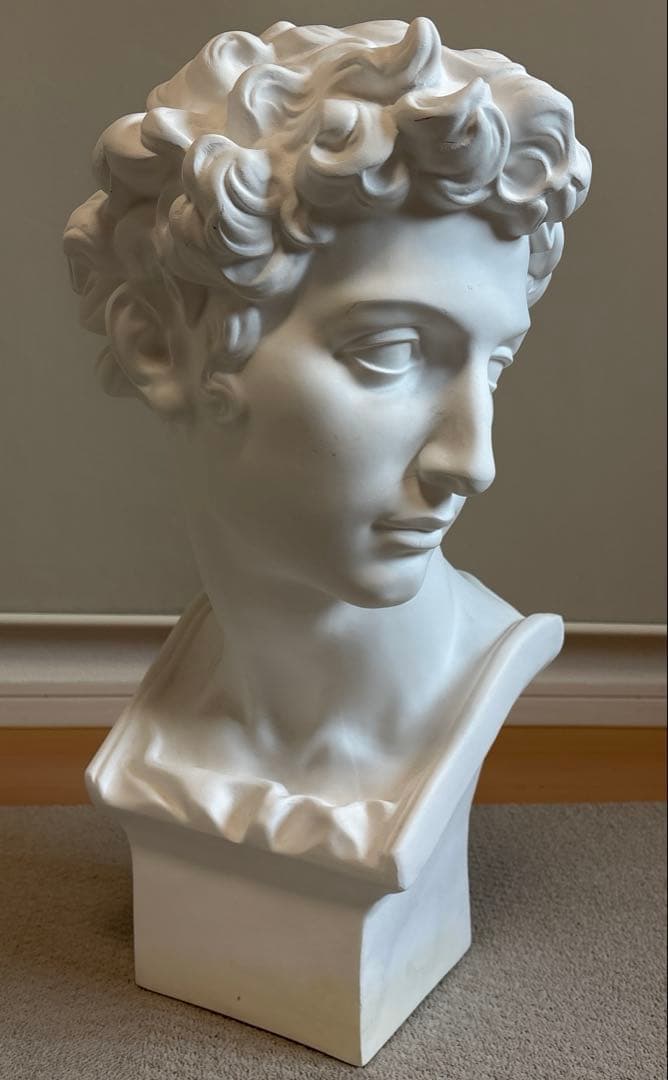 ジュリアーノ・メジチ胸像