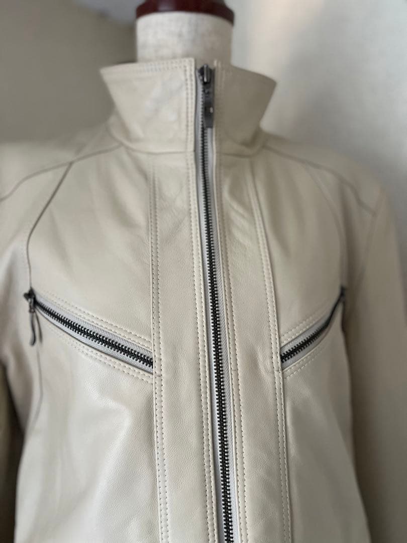 定価30万【イタリア製】新品☆鹿皮ライダースジャケット☆Lサイズ