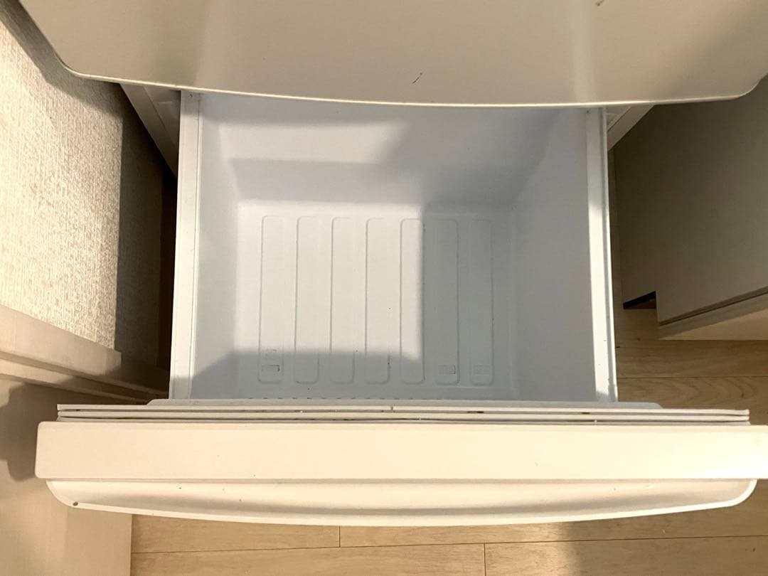 2022年製 冷蔵庫146L 三菱MR-P15H-W