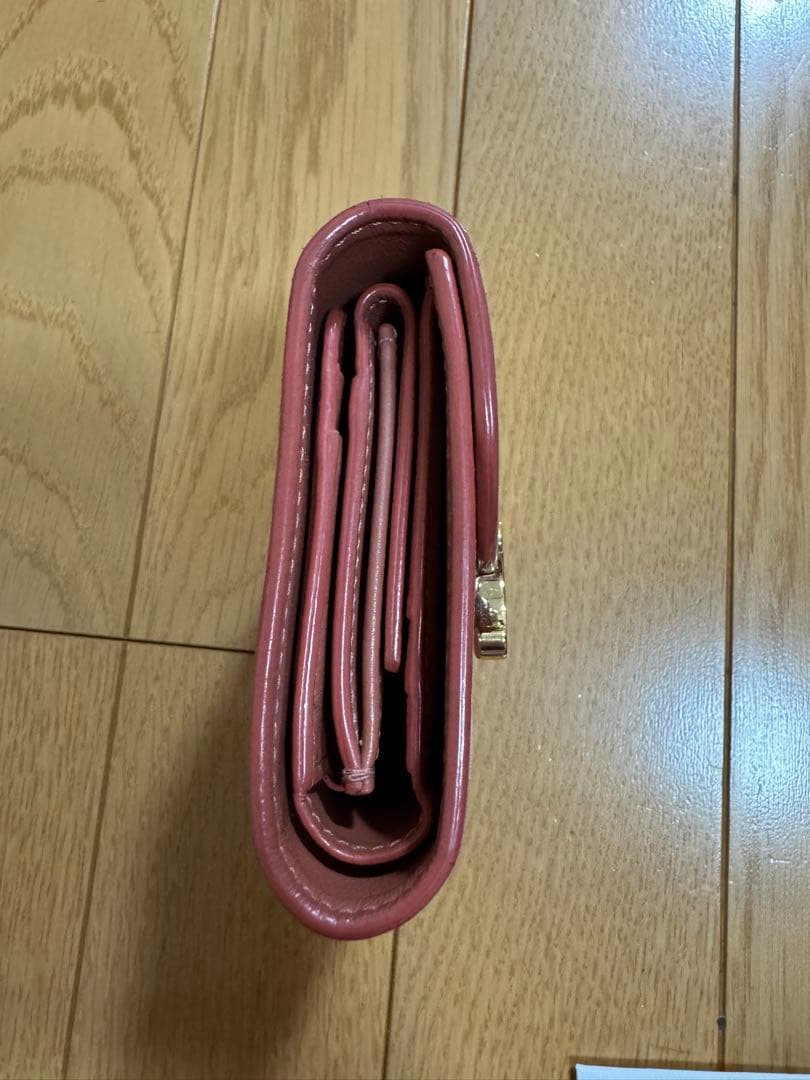 CELINE 三つ折財布 トリオンフ ロゴ金具