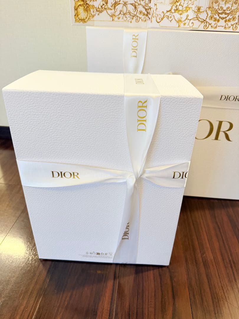 Diorクリスマス 日めくりカレンダー 新品未開封