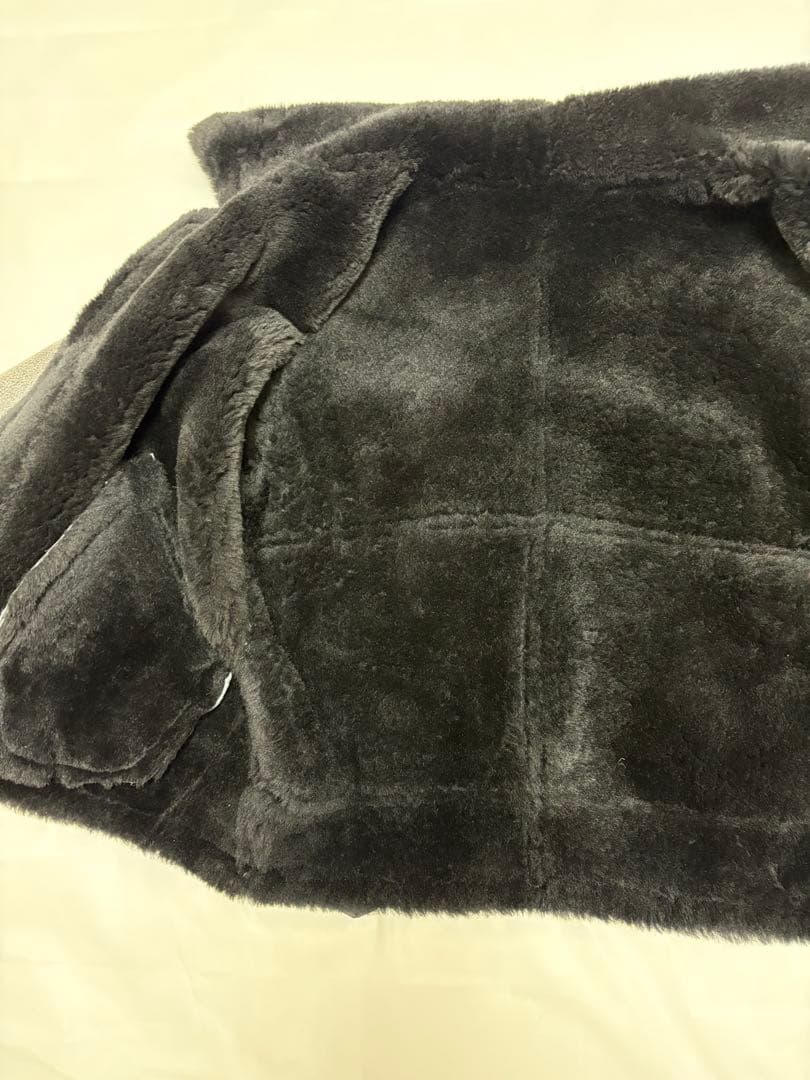 羊革　フライト　レザー　ムートン　B-3 ライダース　ジャケット　短丈　黒