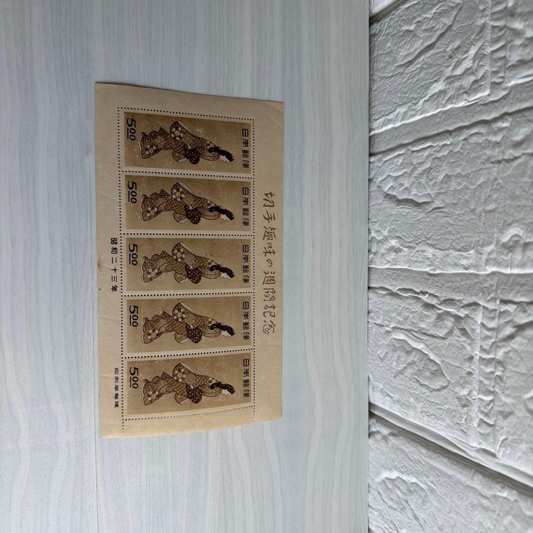 本物の美人見返りです。戦後の美術印刷資料　5連タイプ　古紙コレクション