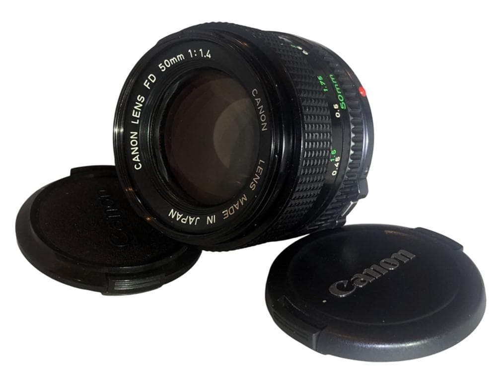 フィルムカメラ Canon AE-1 Program + D. BACK + FD 50 1.4