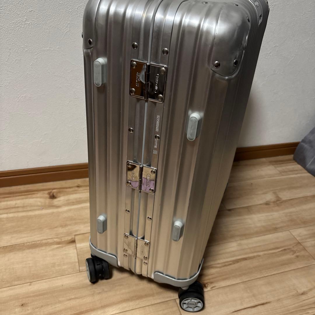 リモワ　トパーズ　45L 4輪　シルバー　キャリーケース　状態良い　最安値