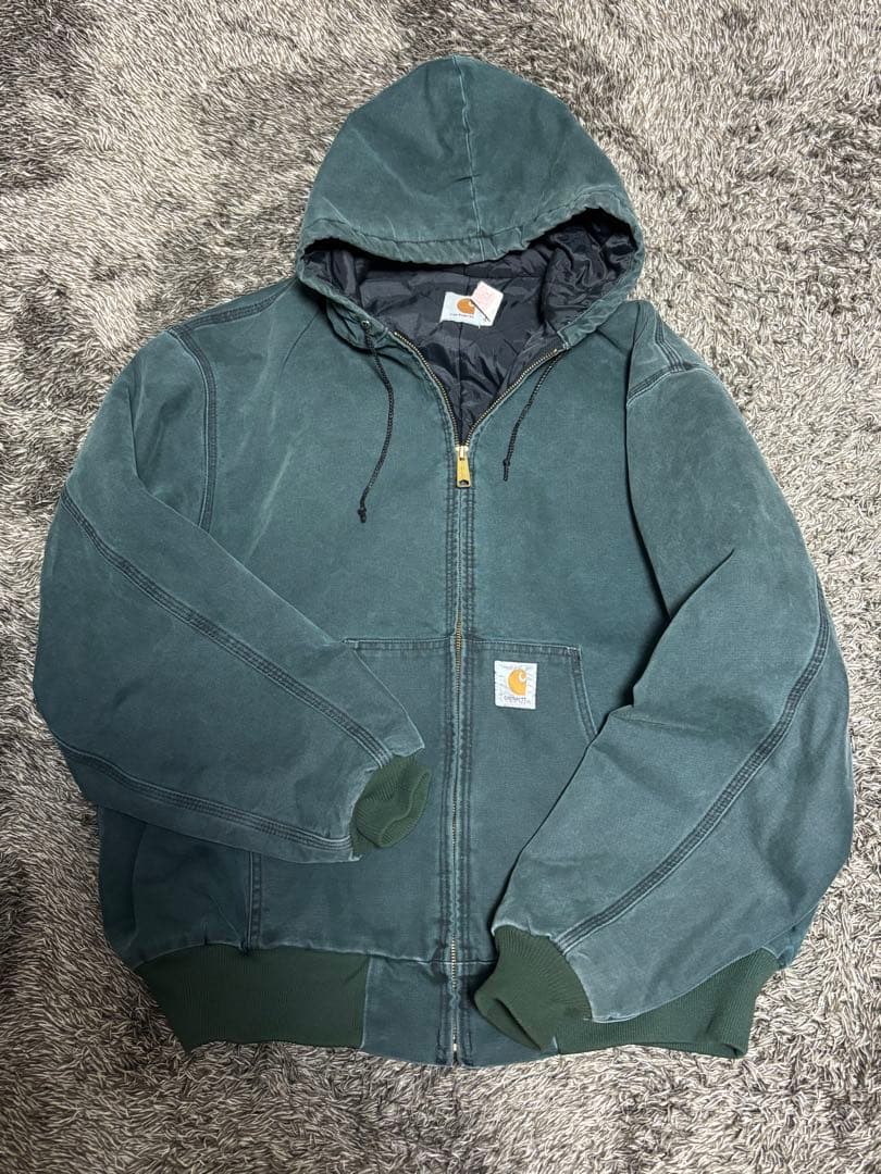 Carhartt フード付きアウター グリーン