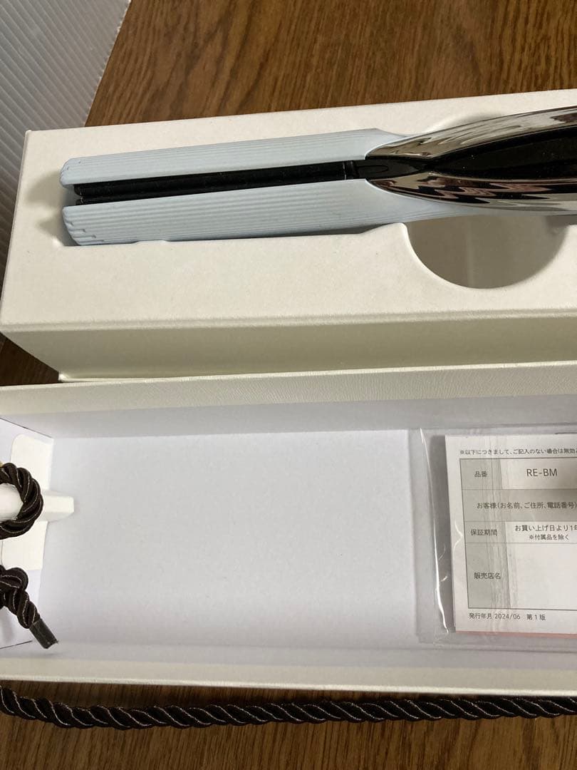 ⭐︎ほぼ新品⭐︎ ReFa ストレートヘアアイロン RE-BM-02A ホワイト