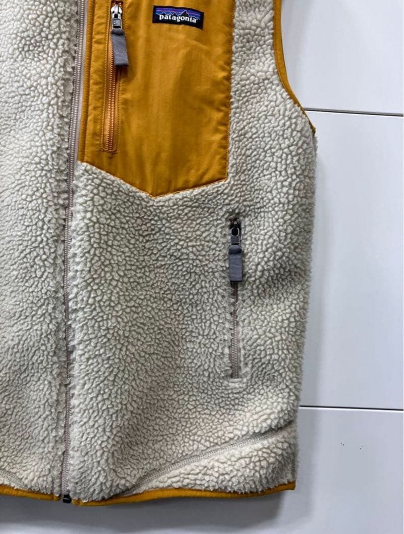 パタゴニア クラシックレトロX フリースベスト Mサイズ　クリーム/イエロー