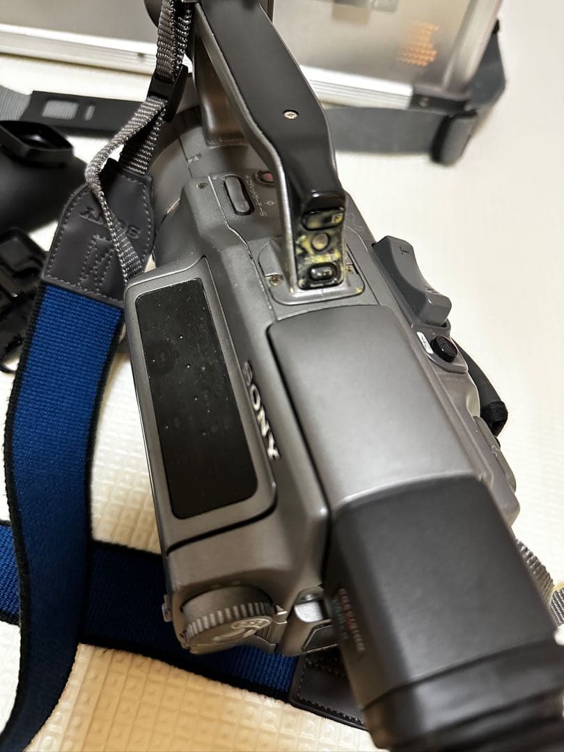 SONY DCR-VX1000 ケース入り