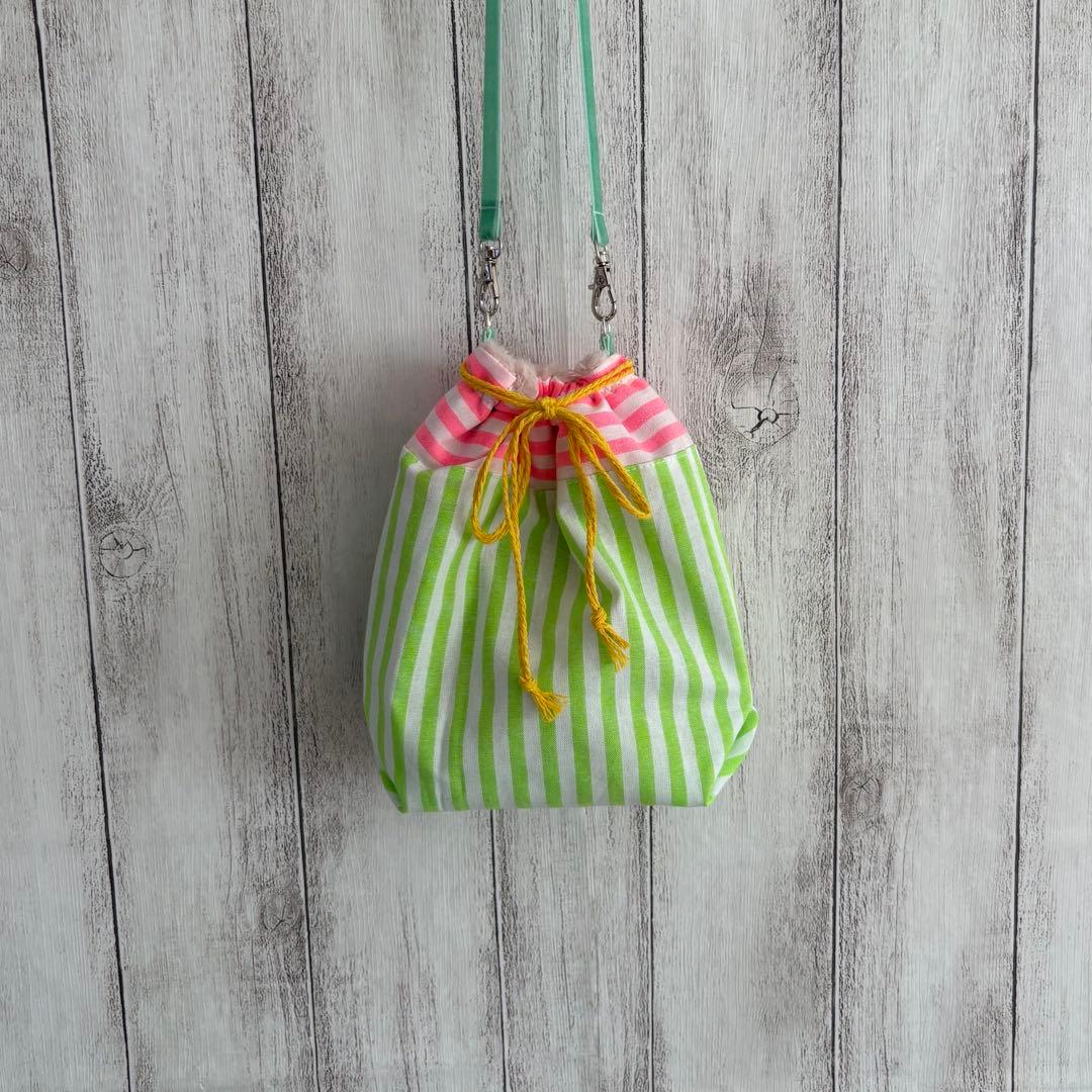 フクモモ仲良し巾着ポーチ　蛍光ストライプ②