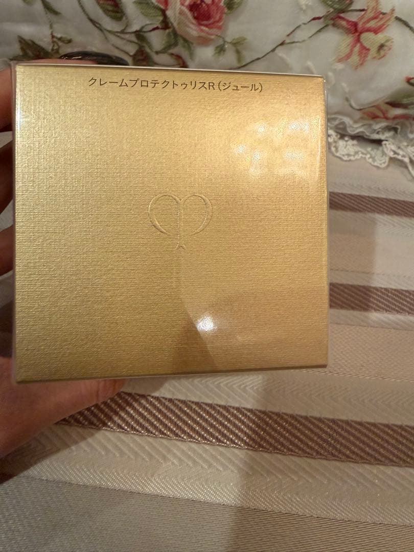 未開封本体クレドポーボーテ クレームプロテクトリス定価16500円