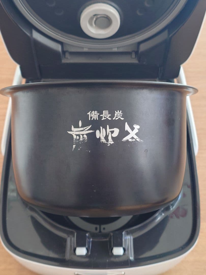 【2025年購入】Mitsubishi 三菱 炊飯器 NJ-SV06R-W