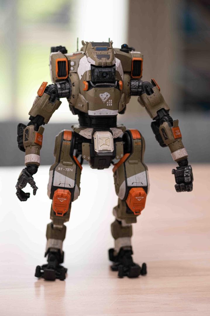 Titanfall 2 BT-7274 フィギュア　タイタンフォール　２