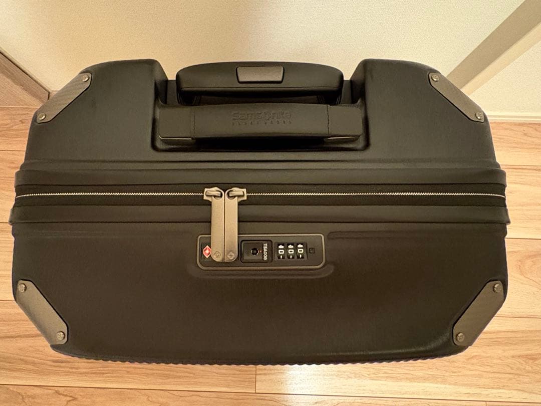 【ちいどん】　　サムソナイト　ブラックレーベル　ファントム