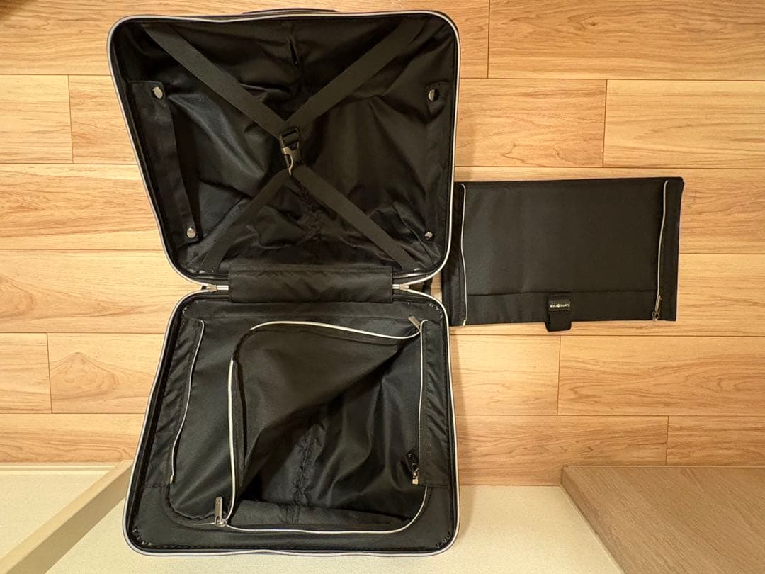 【ちいどん】　　サムソナイト　ブラックレーベル　ファントム