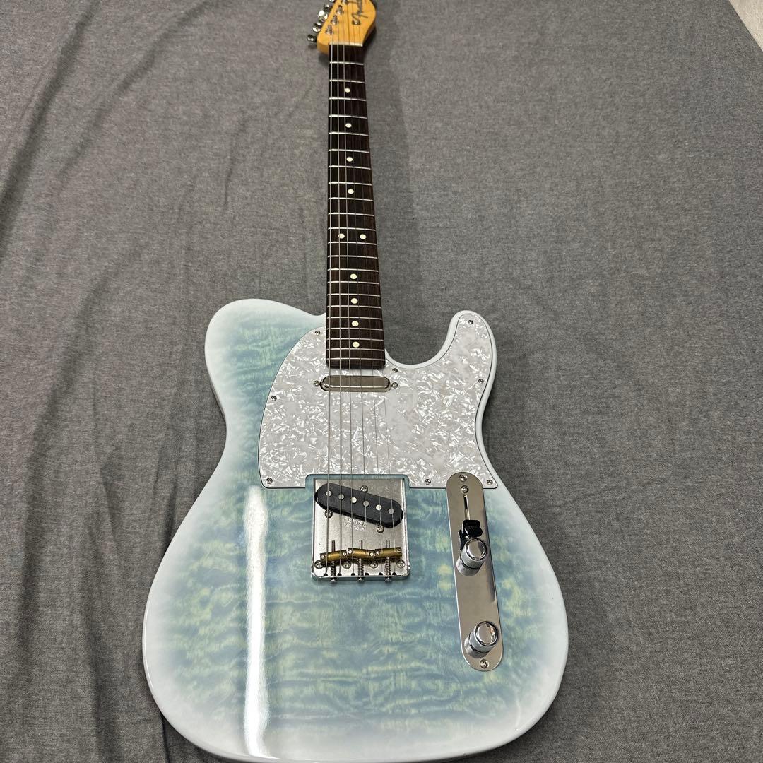 ギター Fender Hybrid II Telecaster Larimar