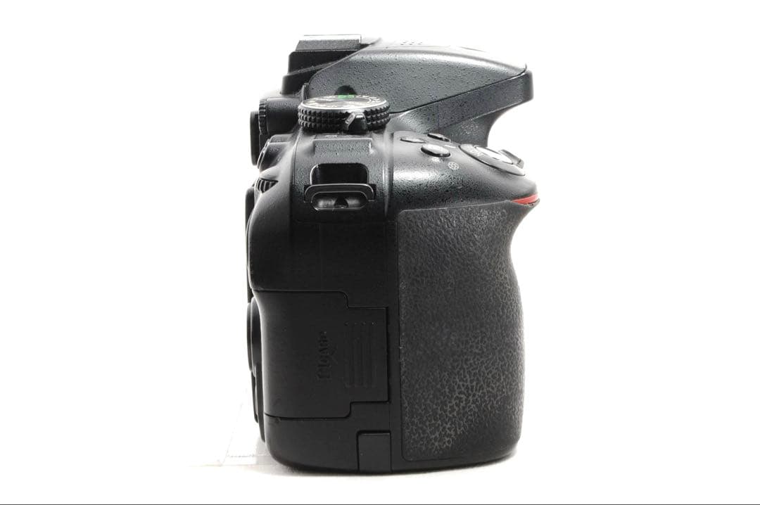 300mmレンズ付❤️Nikon D5300❤️Wi-Fi搭載❤️一眼レフカメラ