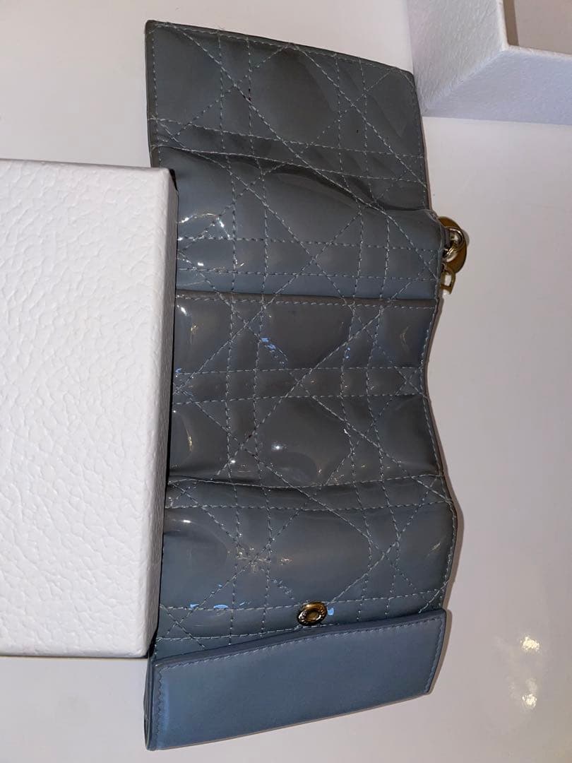 Dior グレー 三つ折り財布 箱付き